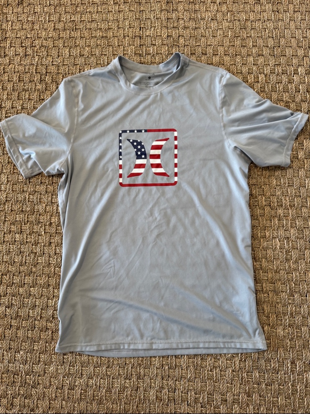 Hurley tee with American Flag Logo UPF 50+